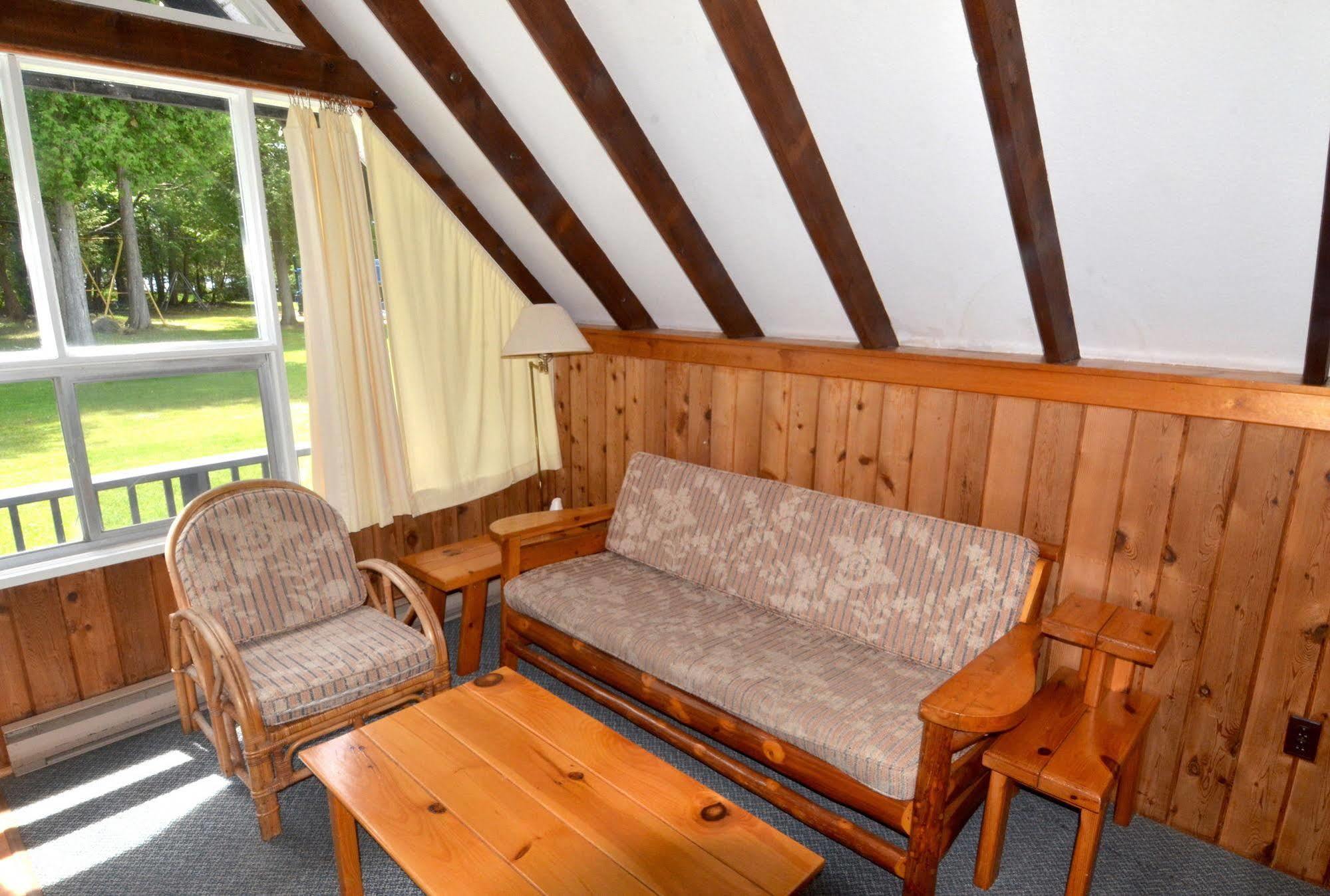 Balsam Resort Fenelon Falls Exterior foto