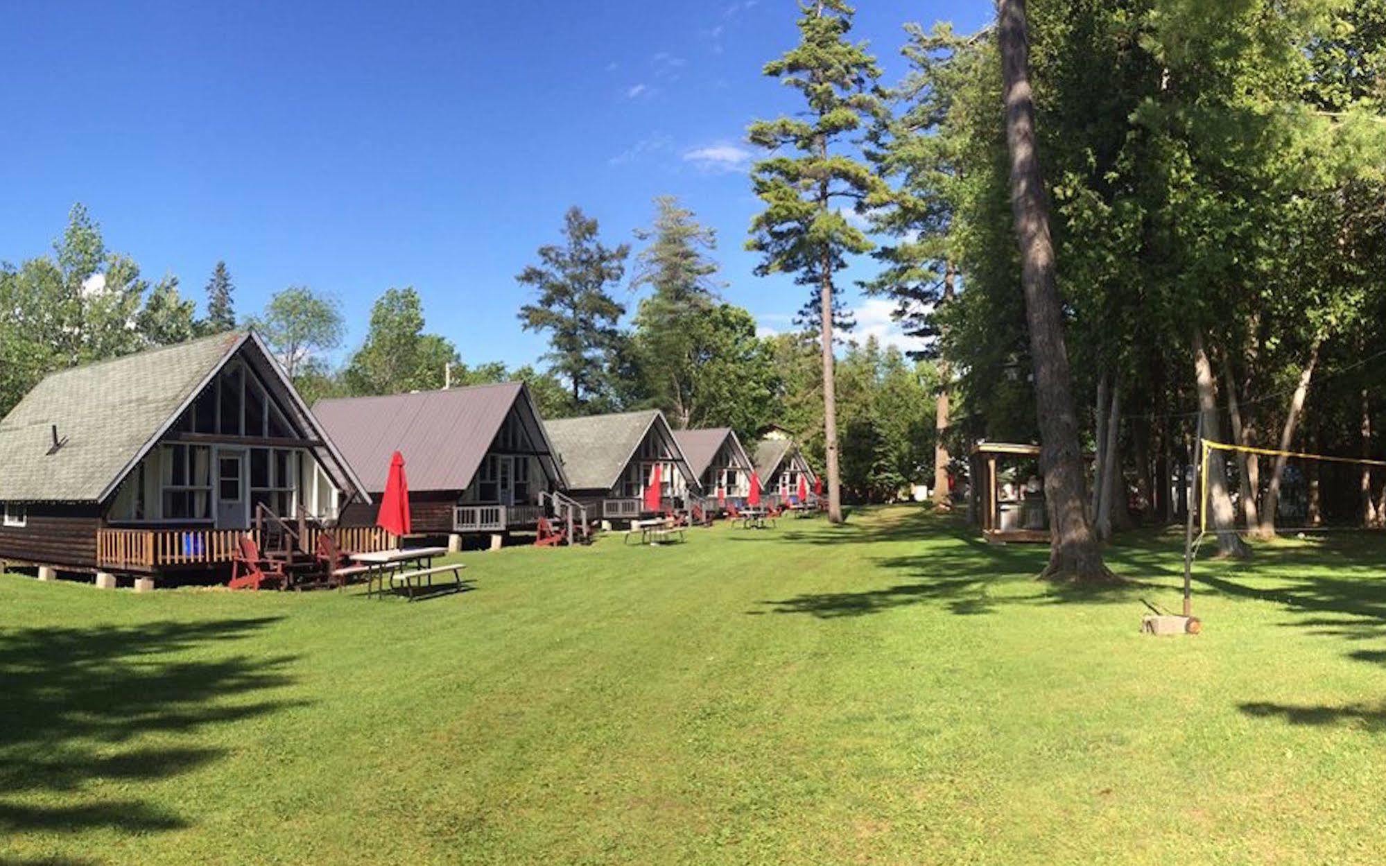 Balsam Resort Fenelon Falls Exterior foto