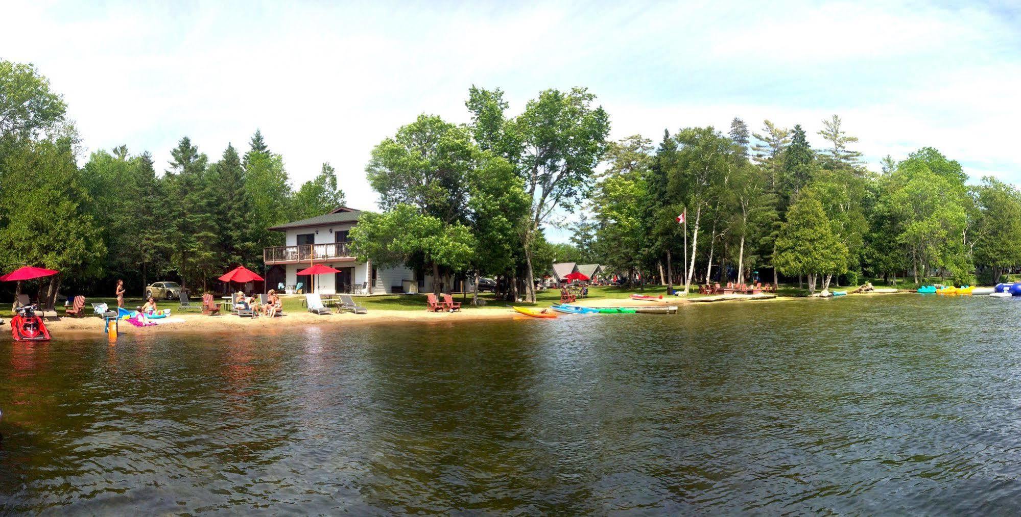 Balsam Resort Fenelon Falls Exterior foto